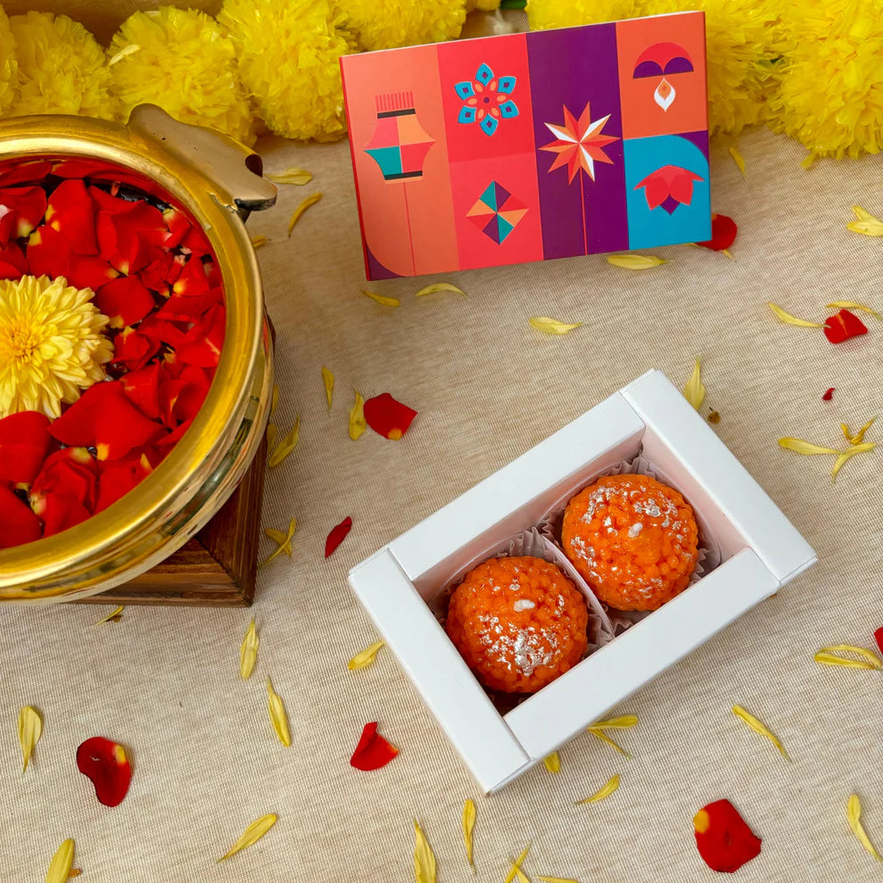 Motichoor Laddu Candle – Premium Scented Wax Candle, Festive Gift Pack (Pack of 8)