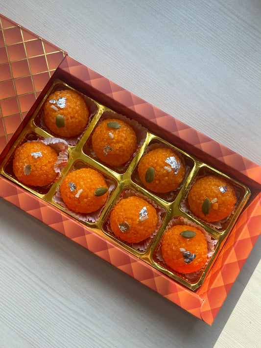 Motichoor Laddu Candle – Premium Scented Wax Candle, Festive Gift Pack (Pack of 8)